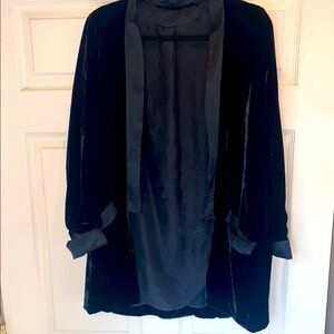 Elegant Black Velvet Women's Coat